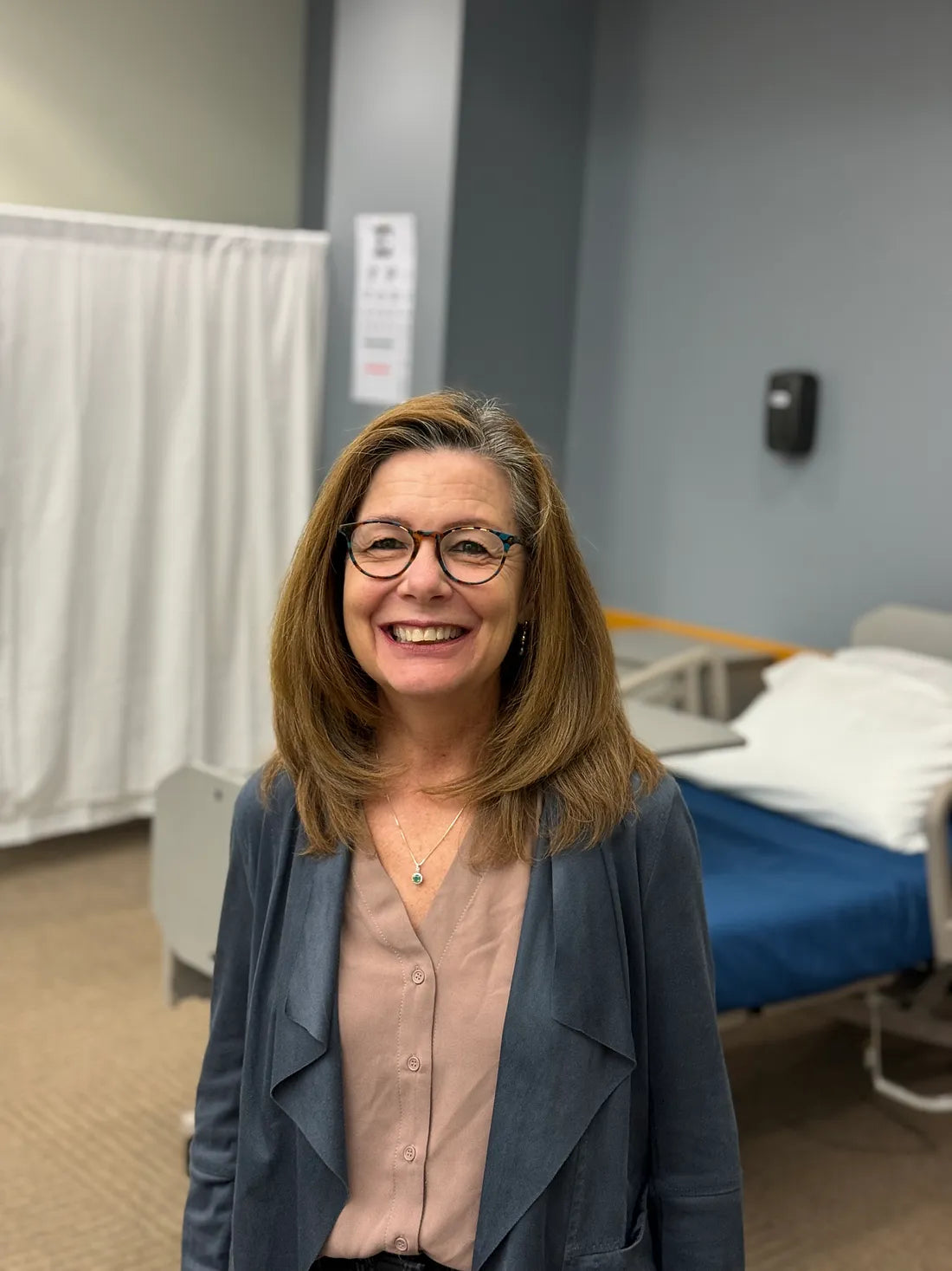 Women In Wellness: Dr. Laura Robbins-Frank Of National Louis University’s Undergraduate College of Nursing On The Five Lifestyle Tweaks That Will Help Support People’s Journey Towards Better Wellbeing