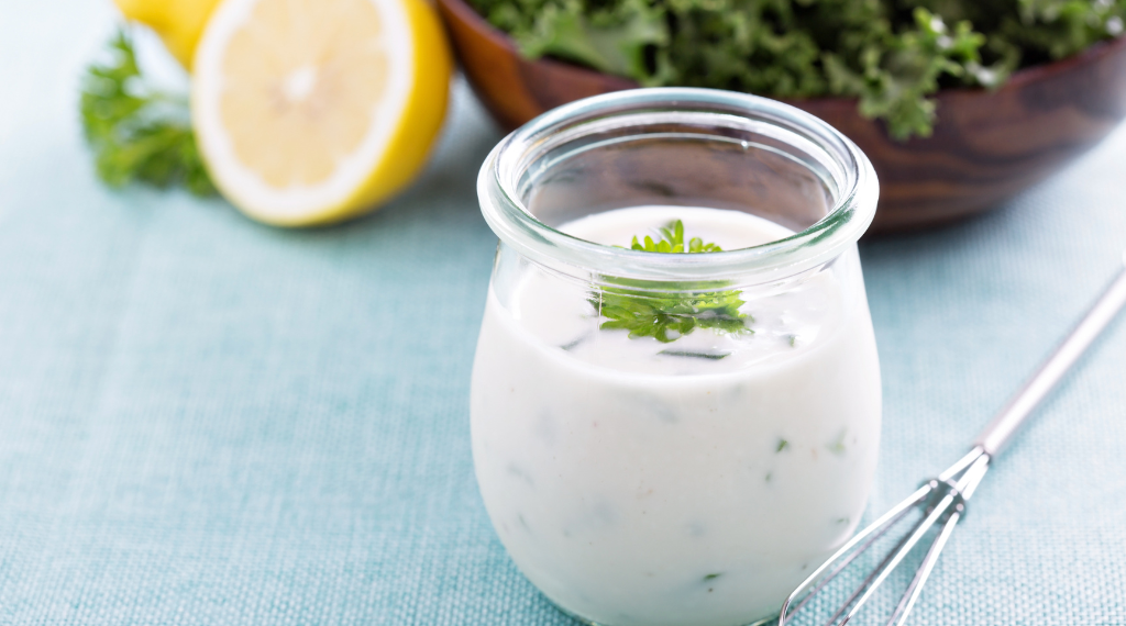 Creamy herb dressing