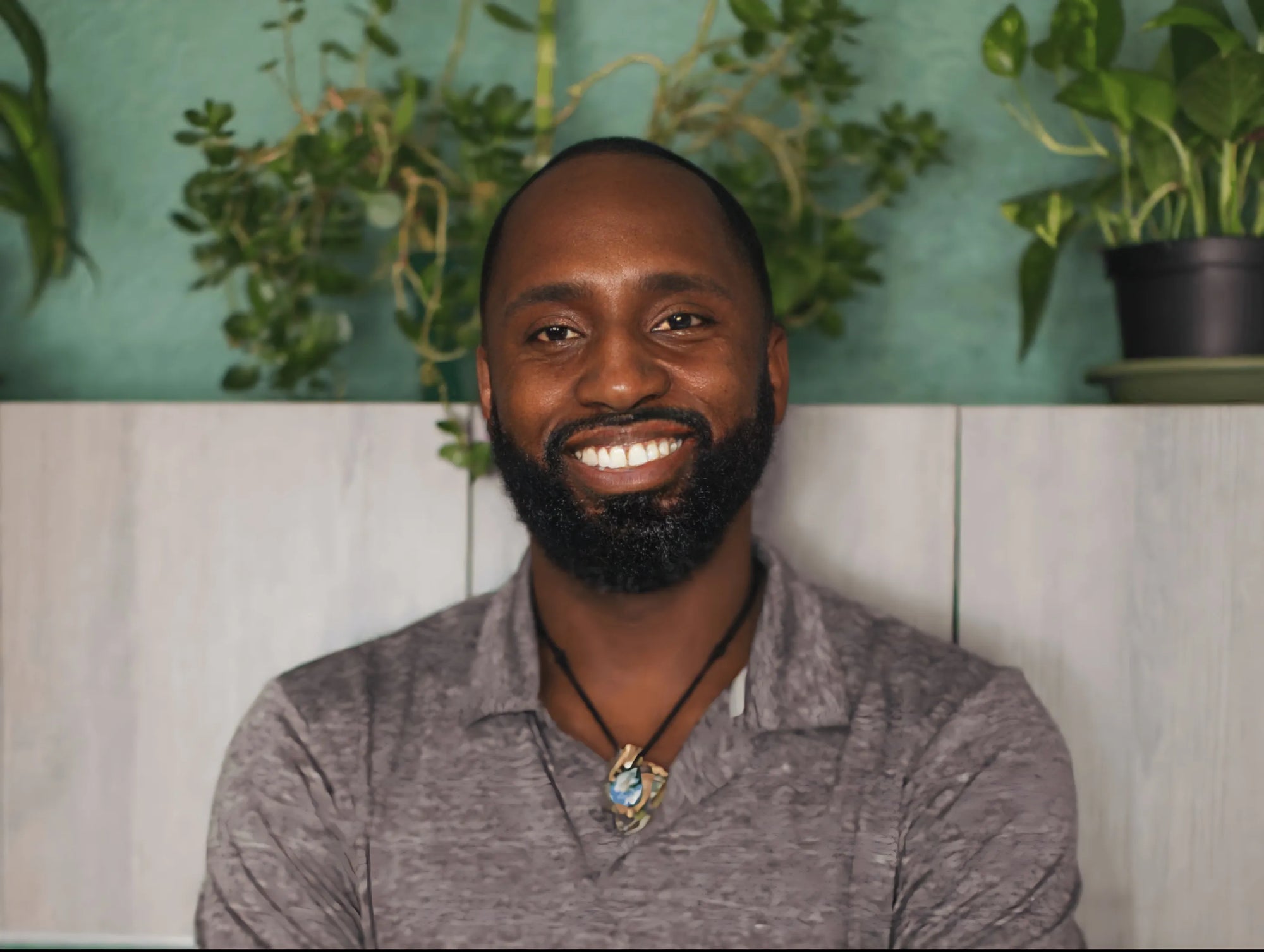 Plant-Powered Prosperity: Kemal Whyte Of Grassroots Harvest / GRH Kratom On 5 Things You Need To Create A Successful Plant-Based Product Business