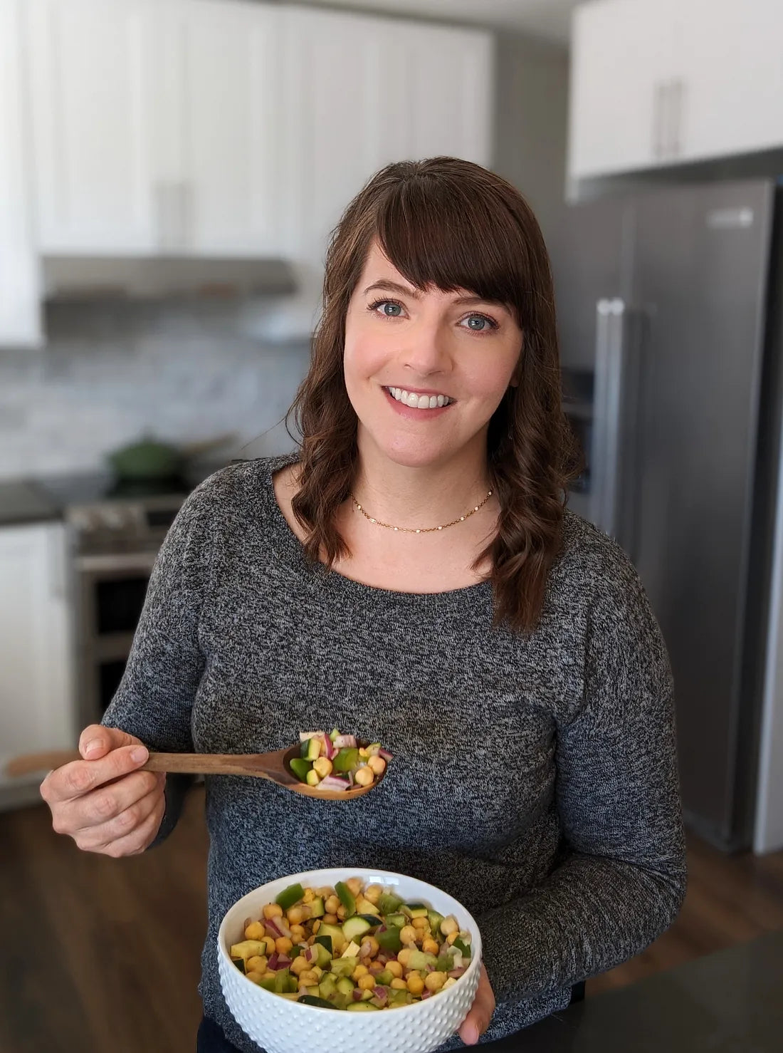 Plant-Powered Prosperity: Rachel Lessenden Of Health My Lifestyle On 5 Things You Need To Create A Successful Plant-Based Product Business