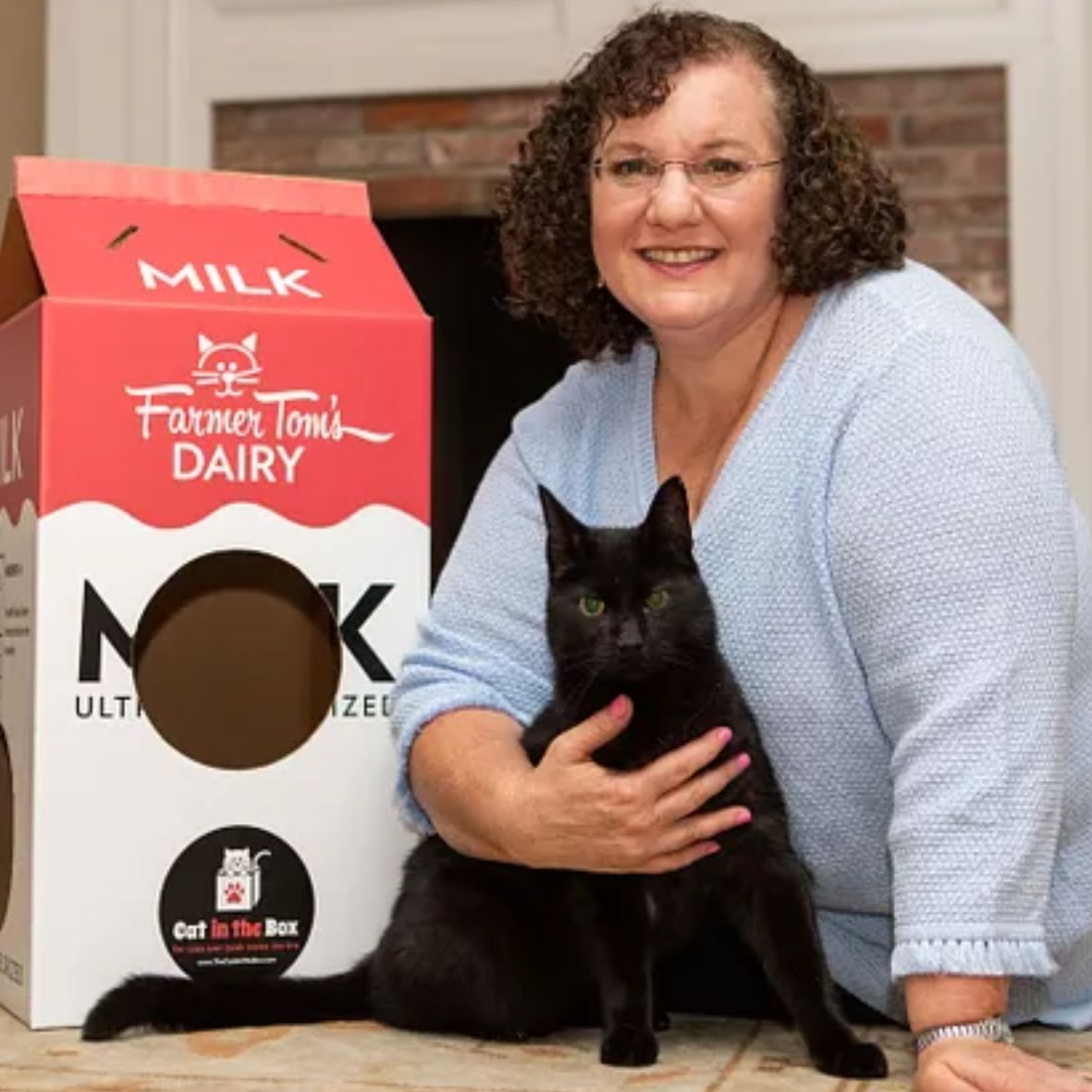 Pets and Mental Wellness: Dawn LaFontaine Of Cat in the Box On How to Maximize the Mental Health Benefits of Having a Pet