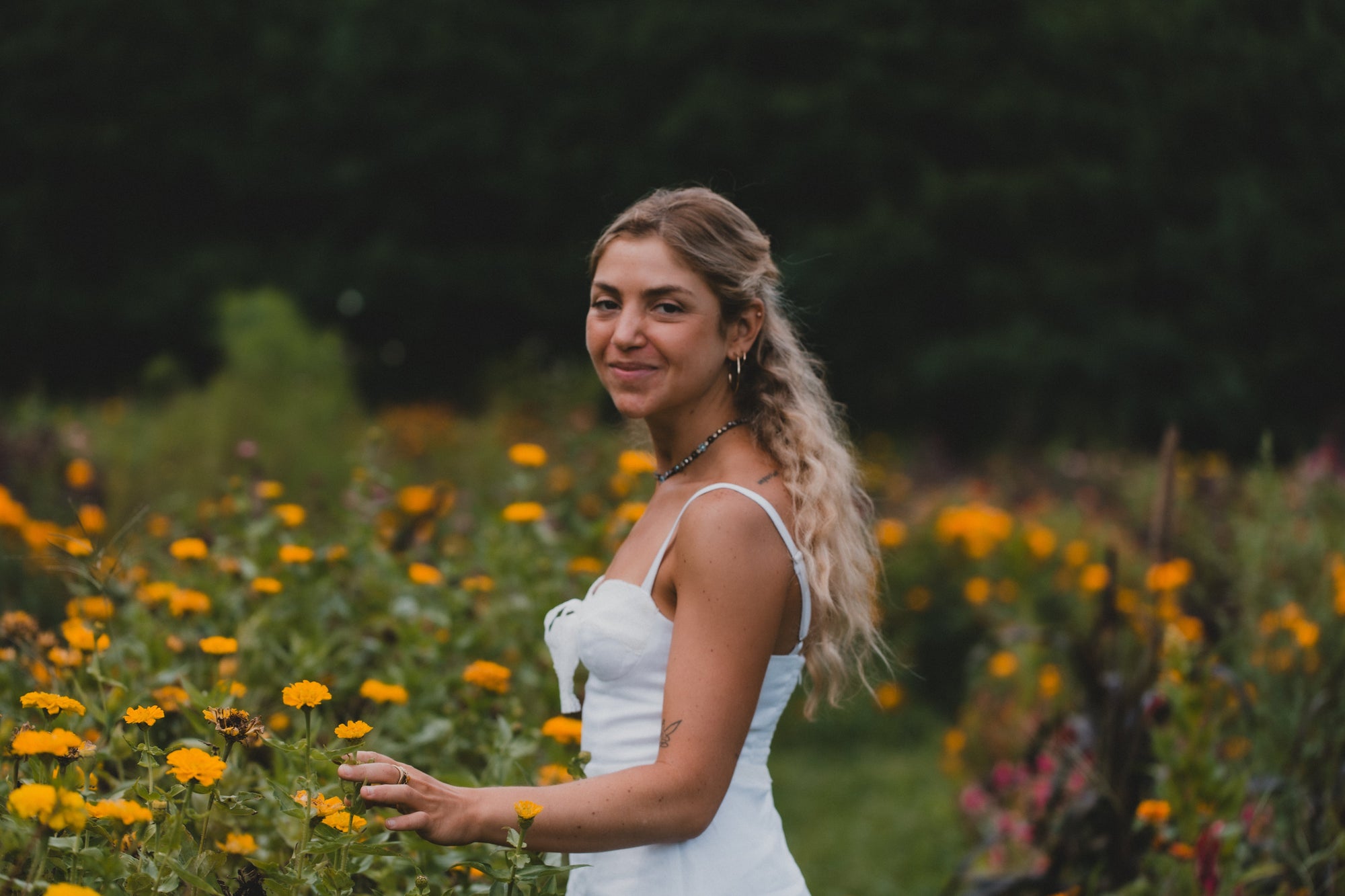 Women In Wellness: Rachel Levine of Intuitively Wild On The Five Lifestyle Tweaks That Will Help Support People’s Journey Towards Better Wellbeing
