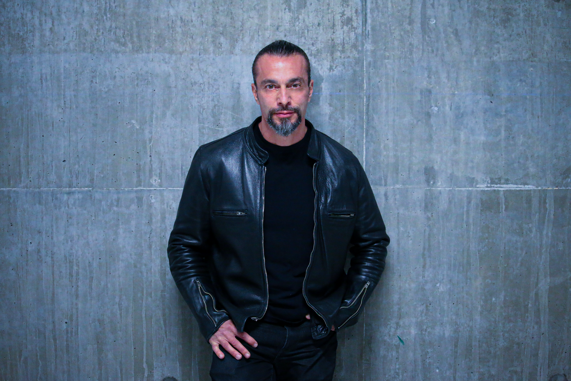 Author Mike Diamond On How to Begin, Navigate, & Sustain Sobriety